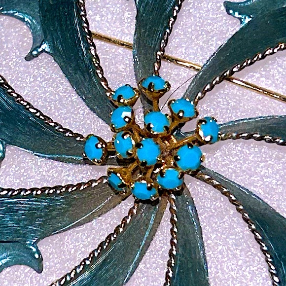 Vintage 60s Mid-Century Green/Blue Floral Design Brooch. - Picture 4 of 4